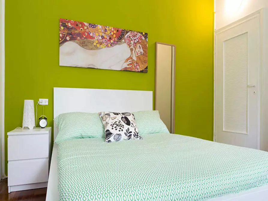 Immagine 10 di Camera in affitto  in Via Lepanto a Milano