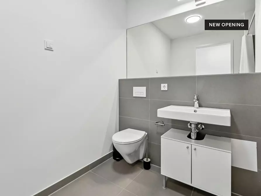Immagine 7 di Appartamento in affitto  in Lisa-Fittko-Straße a Berlin