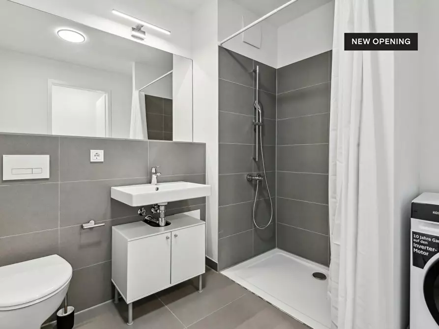 Immagine 6 di Appartamento in affitto  in Lisa-Fittko-Straße a Berlin