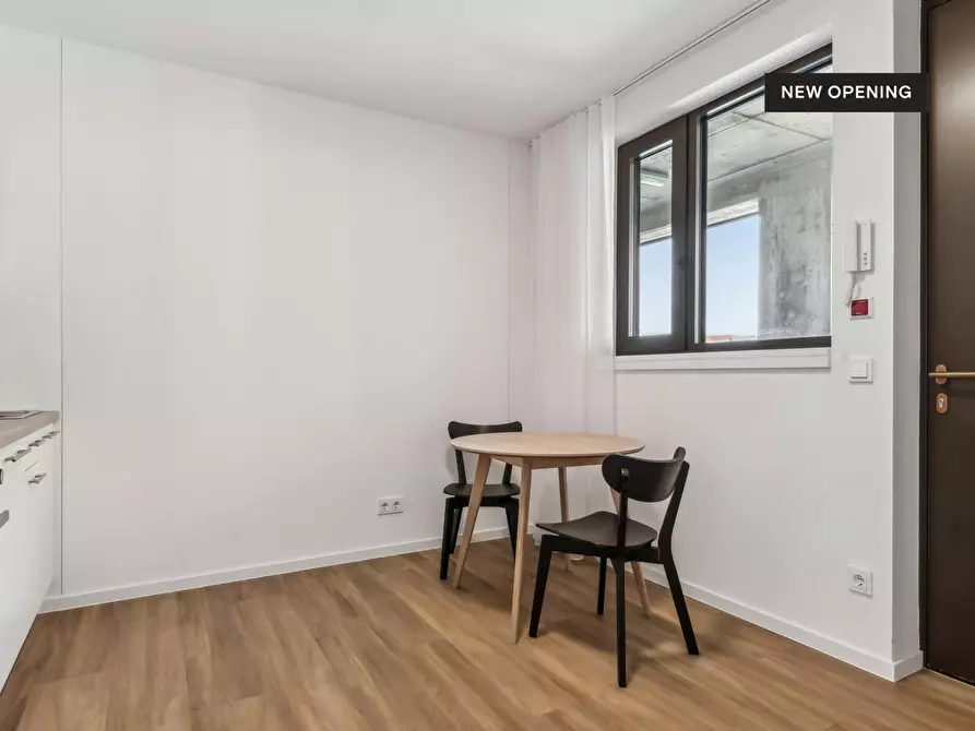 Immagine 9 di Appartamento in affitto  in Lisa-Fittko-Straße a Berlin