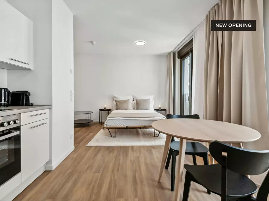 Immagine 7 di Appartamento in affitto  in Lisa-Fittko-Straße a Berlin