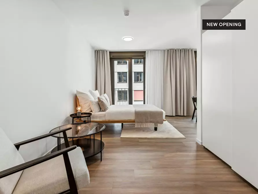 Immagine 4 di Appartamento in affitto  in Lisa-Fittko-Straße a Berlin