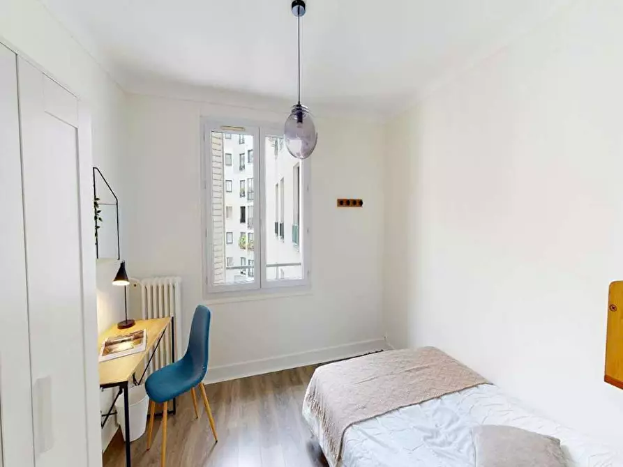 Immagine 2 di Camera in affitto  in Rue de Saussure a Paris 17