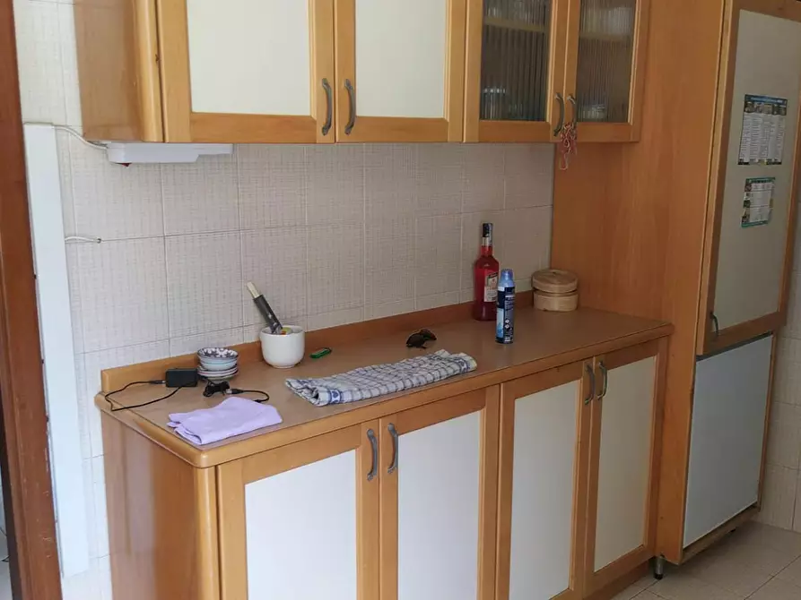 Immagine 10 di Camera in affitto  in Via Montesilvano a Napoli