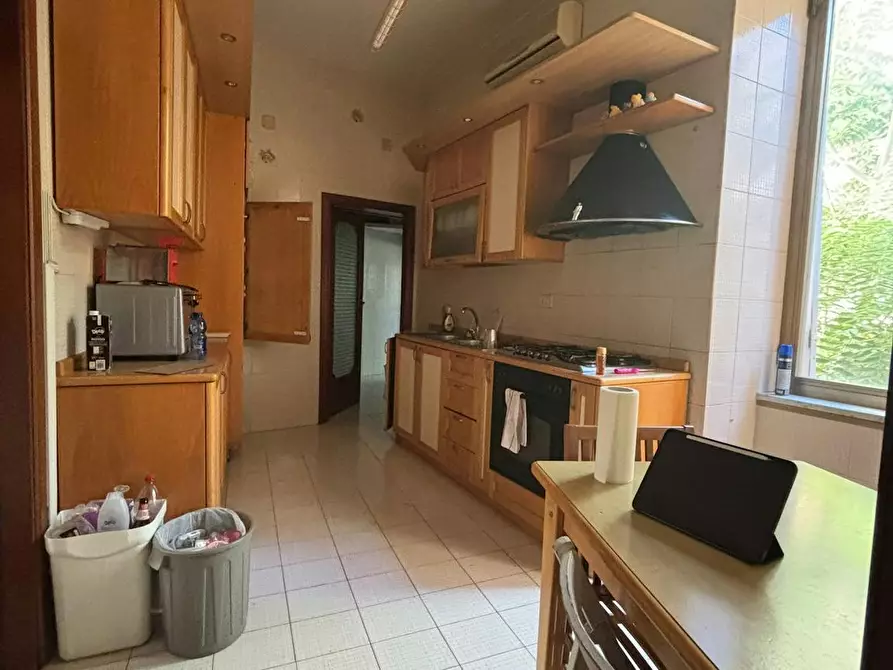 Immagine 4 di Camera in affitto  in Via Montesilvano a Napoli