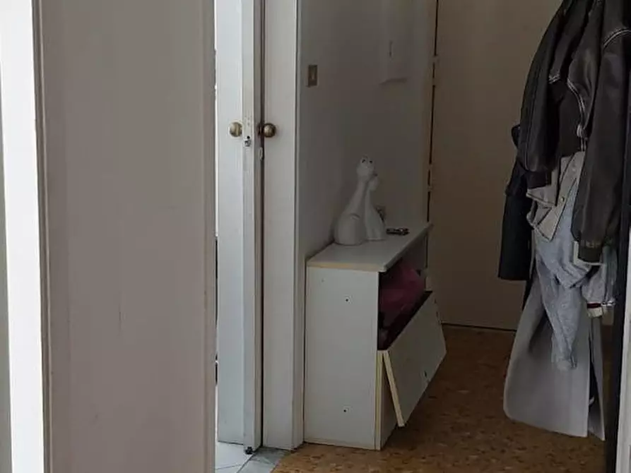 Immagine 8 di Camera in affitto  in Vico Primo Portapiccola a Montecalvario a Napoli