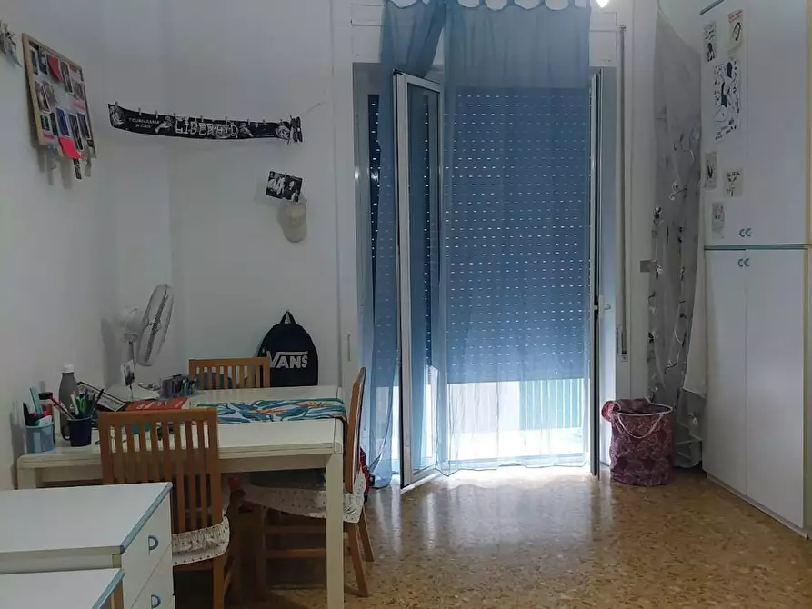 Immagine 4 di Camera in affitto  in Vico Primo Portapiccola a Montecalvario a Napoli