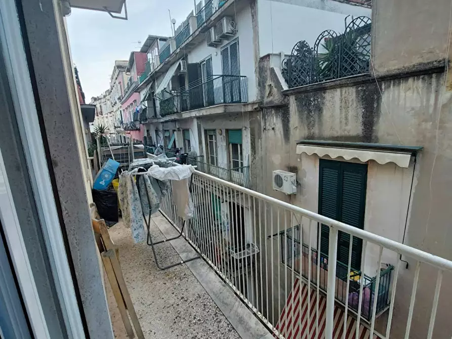 Immagine 5 di Camera in affitto  in Vico Primo Portapiccola a Montecalvario a Napoli