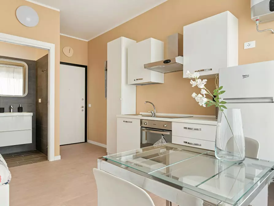 Immagine 5 di Appartamento in affitto  in Via Luciano Manara a Milano