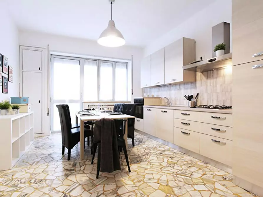 Immagine 9 di Camera in affitto  in Via Forte Marghera a Venezia