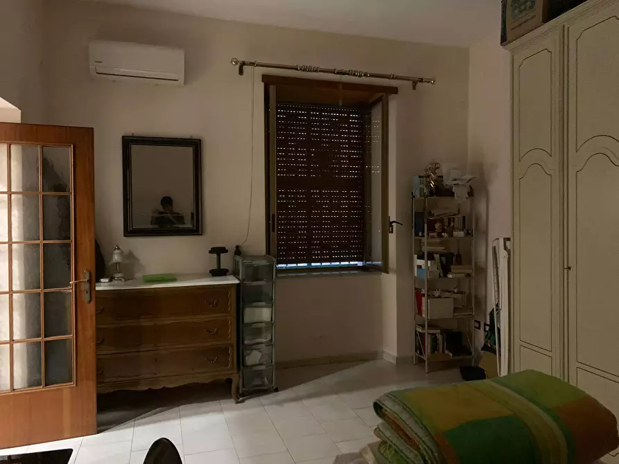 Immagine 2 di Camera in affitto  in Salita Pontenuovo a Napoli
