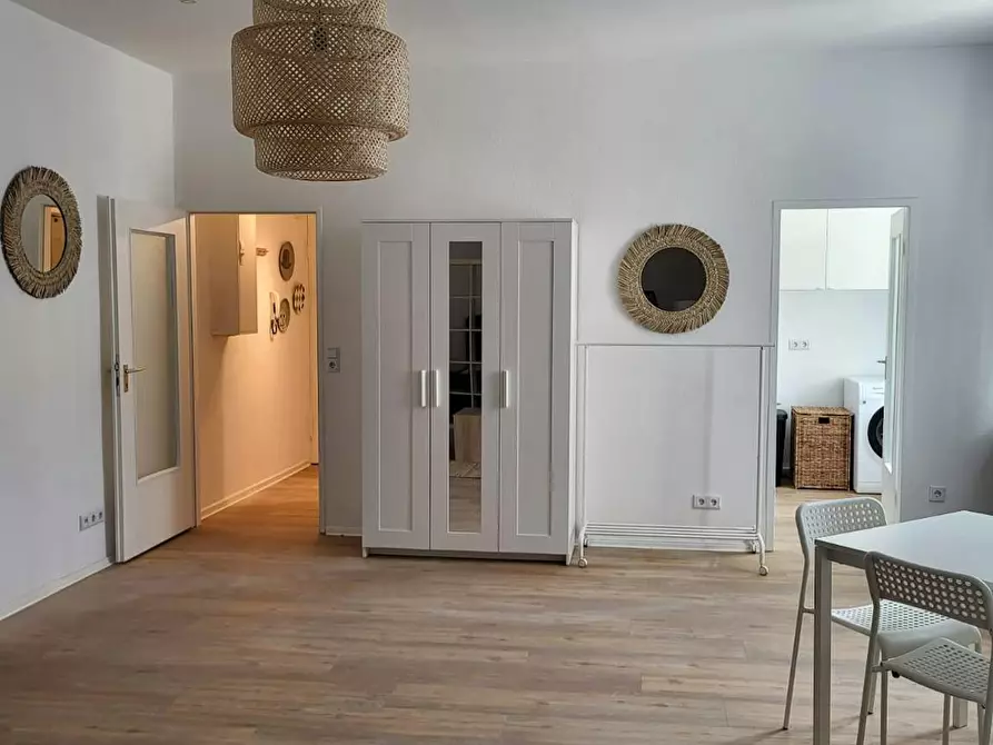 Immagine 1 di Appartamento in affitto  in Reuterstraße a Berlin