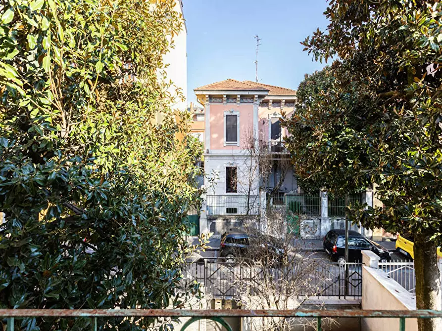 Immagine 5 di Camera in affitto  in Via Giuseppe Regaldi a Milano