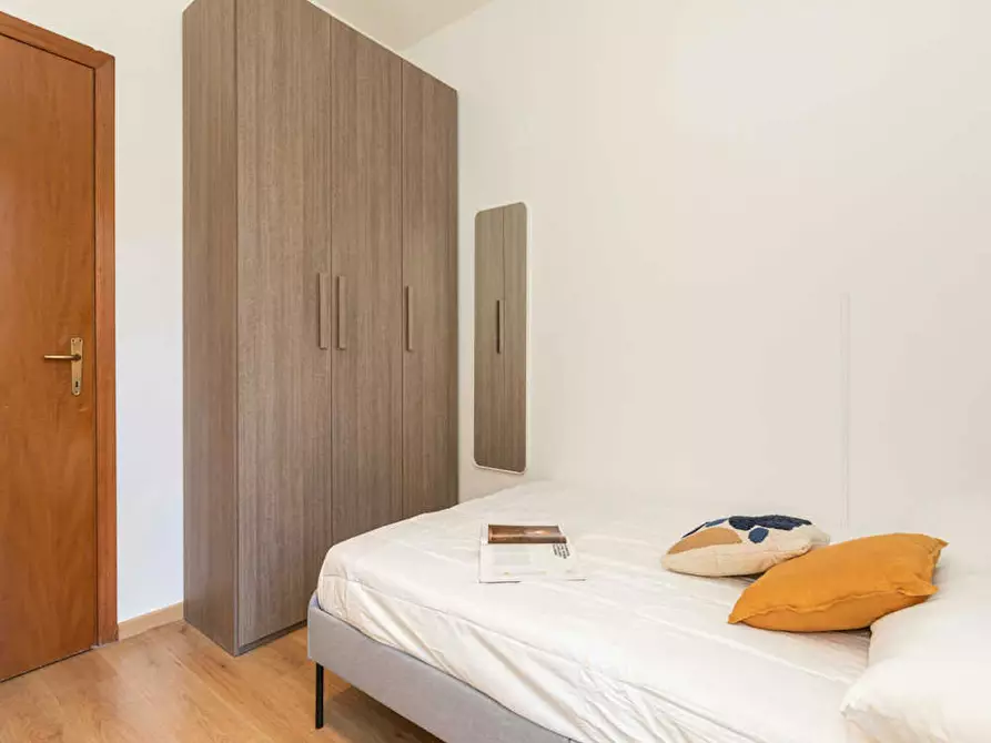 Immagine 8 di Camera in affitto  in Via Giuseppe Regaldi a Milano