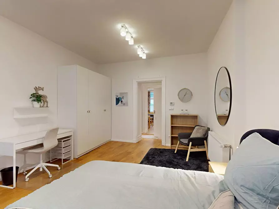 Immagine 7 di Appartamento in affitto  in Grunewaldstraße a Berlin