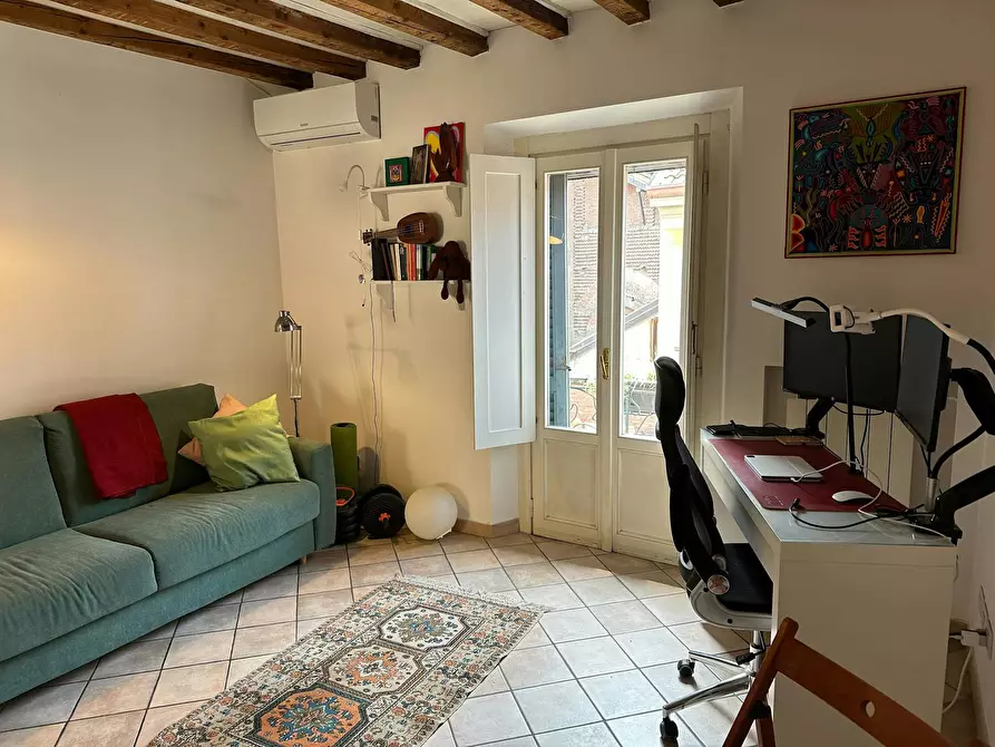 Immagine 1 di Appartamento in affitto  in Via Corsico a Milano