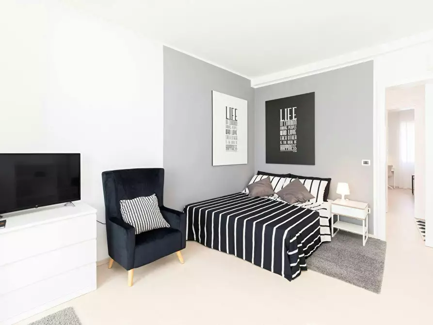 Immagine 1 di Camera in affitto  in Via Giosuè Carducci a Venezia