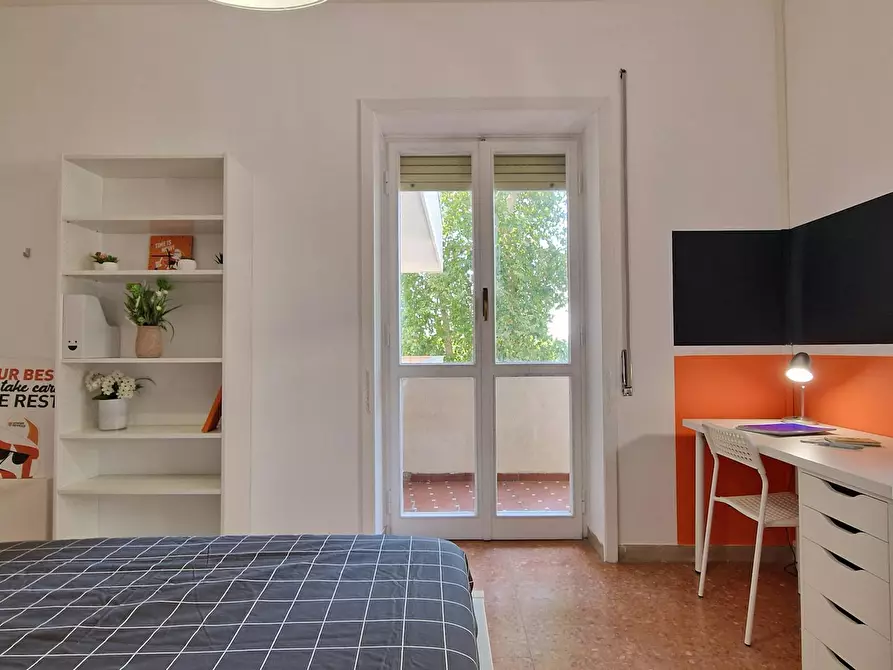 Immagine 5 di Camera in affitto  in Lungotevere di Pietra Papa a Roma