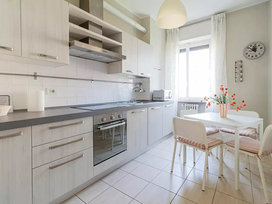 Immagine 9 di Appartamento in affitto  in Viale Teodorico a Milano