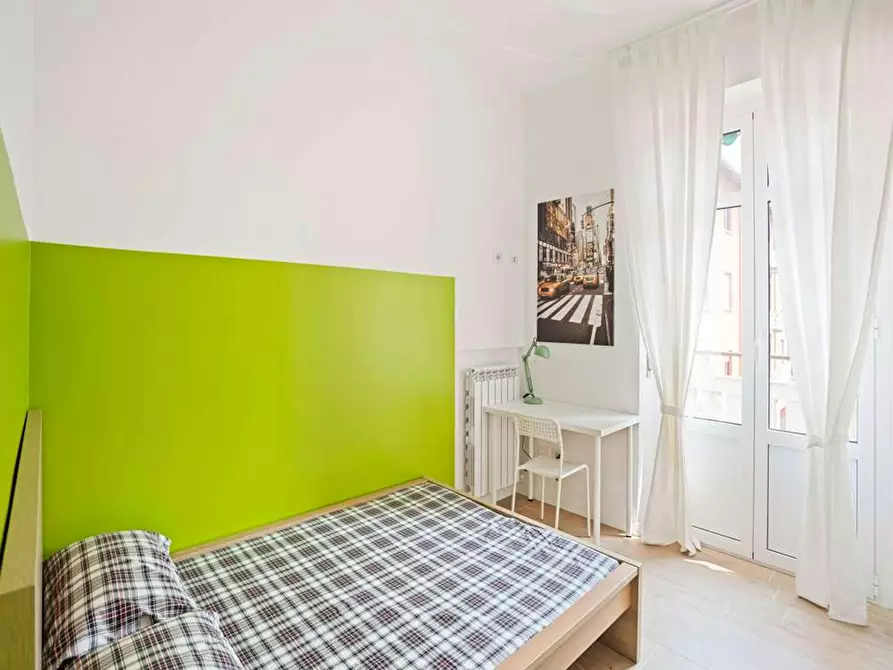 Immagine 3 di Camera in affitto  in Viale Legioni Romane a Milano