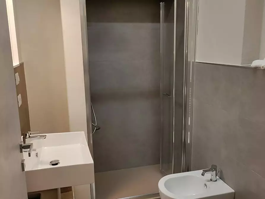 Immagine 5 di Appartamento in affitto  in Via Tortona a Milano