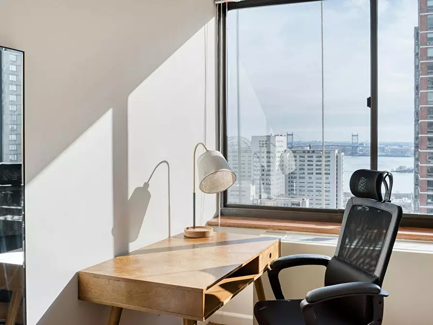 Immagine 8 di Appartamento in affitto  in East 96th Street a Torino