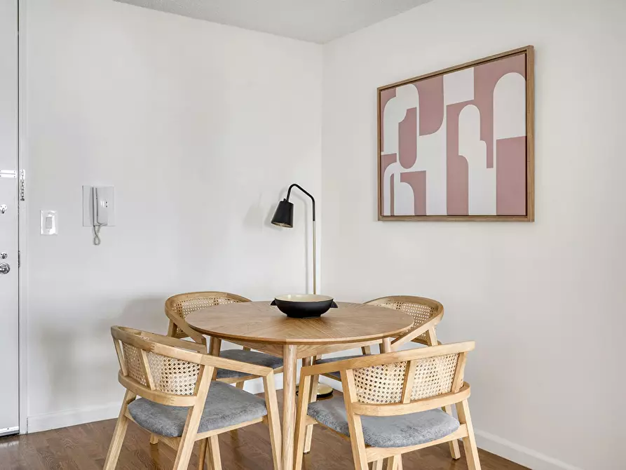 Immagine 3 di Appartamento in affitto  in East 96th Street a Torino