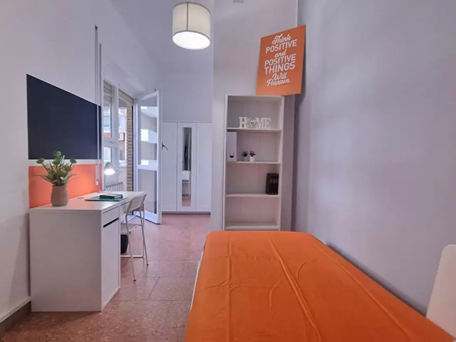 Immagine 2 di Camera in affitto  in Lungotevere di Pietra Papa a Roma