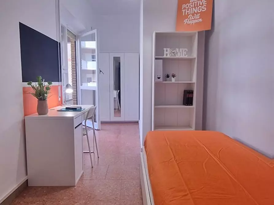 Immagine 6 di Camera in affitto  in Lungotevere di Pietra Papa a Roma