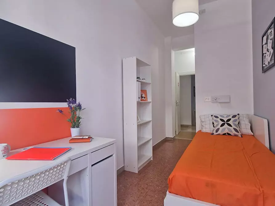 Immagine 4 di Camera in affitto  in Lungotevere di Pietra Papa a Roma