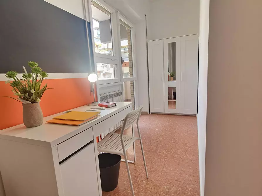 Immagine 7 di Camera in affitto  in Lungotevere di Pietra Papa a Roma