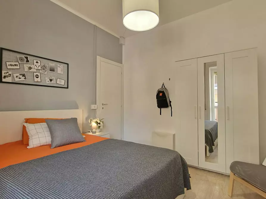 Immagine 7 di Camera in affitto  in Lungotevere di Pietra Papa a Roma