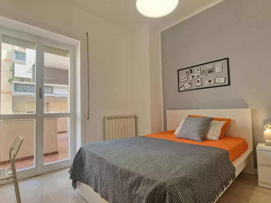 Immagine 3 di Camera in affitto  in Lungotevere di Pietra Papa a Roma