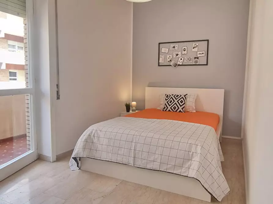 Immagine 3 di Camera in affitto  in Lungotevere di Pietra Papa a Roma