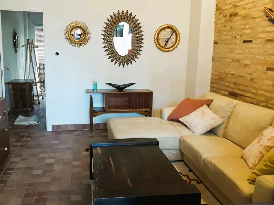 Immagine 7 di Appartamento in affitto  in Carrer de la Miraculosa a Valencia