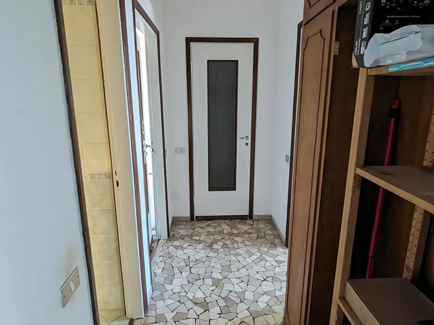 Immagine 8 di Camera condivisa in affitto  in Via Valtellina a Milano