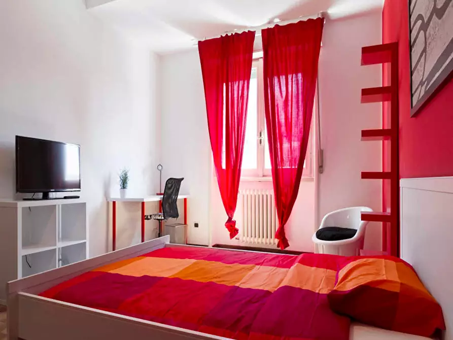 Immagine 5 di Camera in affitto  in Via Bergamo a Milano