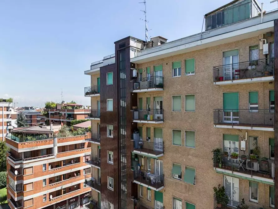 Immagine 8 di Camera in affitto  in Via Bergamo a Milano