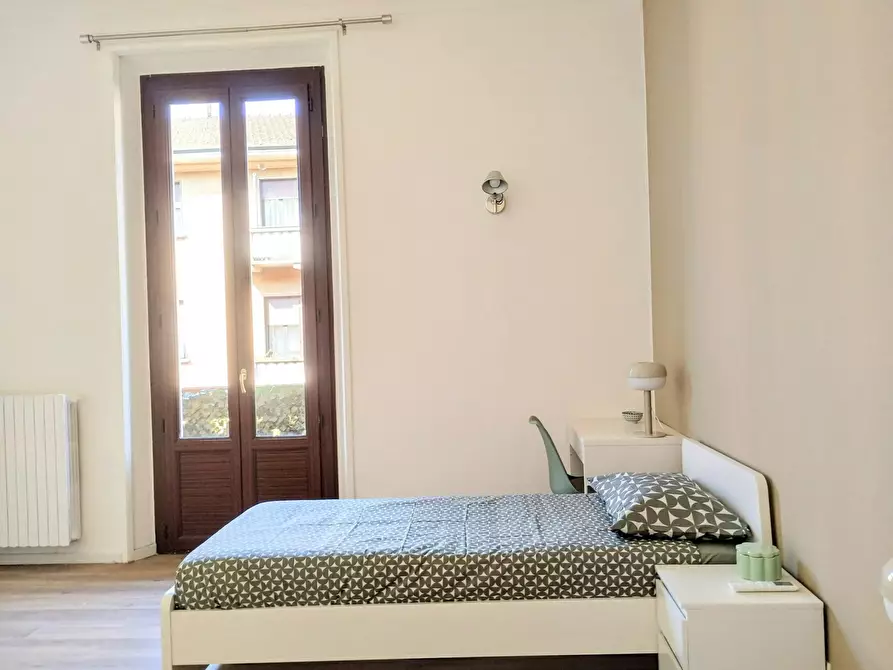 Immagine 4 di Appartamento in affitto  in Viale Carlo Espinasse a Milano