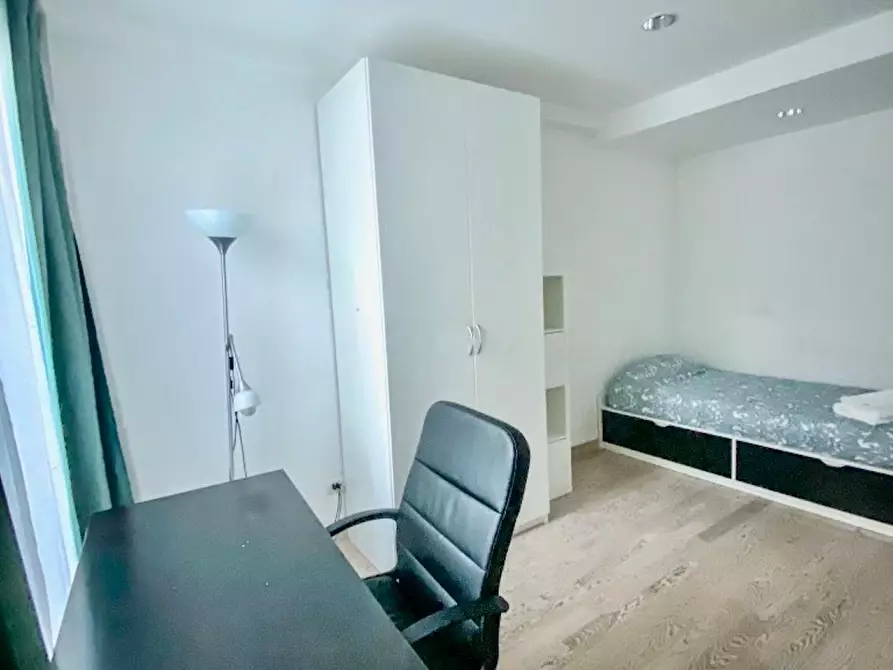 Immagine 5 di Appartamento in affitto  in Via Giovanni Pezzotti a Milano