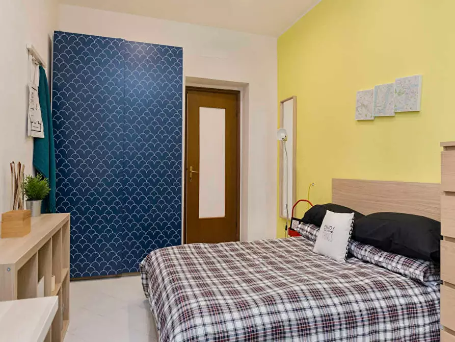 Immagine 5 di Camera in affitto  in Via Giorgio Briano a Milano