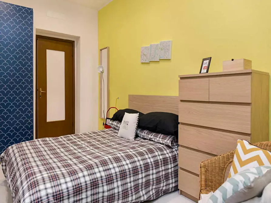 Immagine 3 di Camera in affitto  in Via Giorgio Briano a Milano