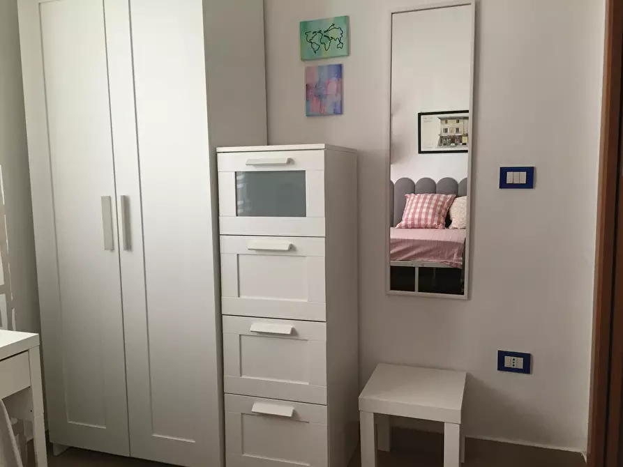 Immagine 2 di Camera in affitto  in Via Tevere a Caserta