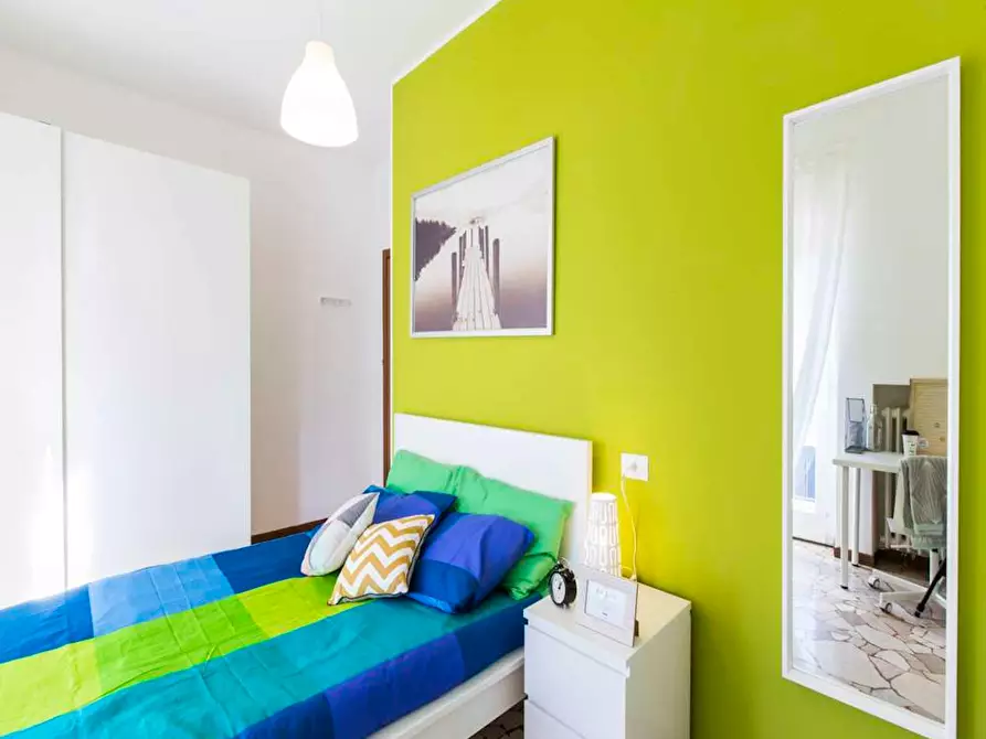 Immagine 6 di Camera in affitto  in Via Privata Moncalvo a Milano