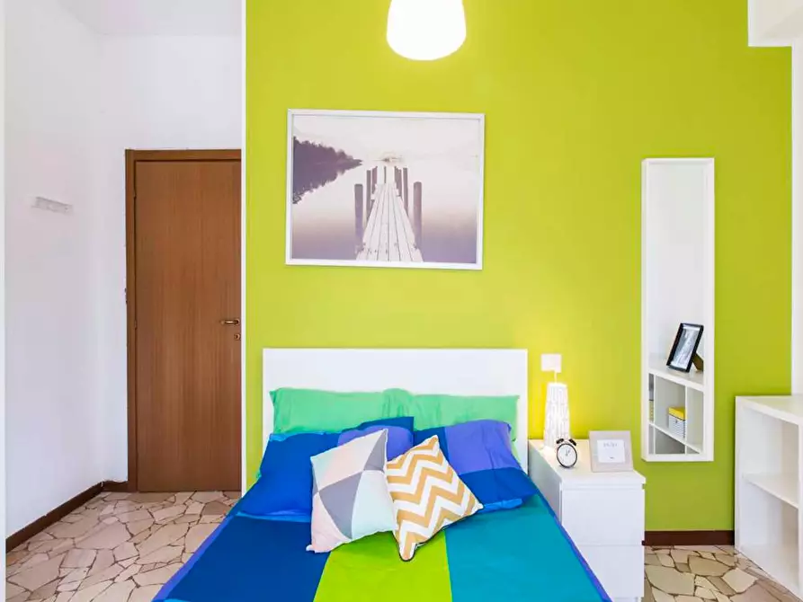 Immagine 2 di Camera in affitto  in Via Privata Moncalvo a Milano