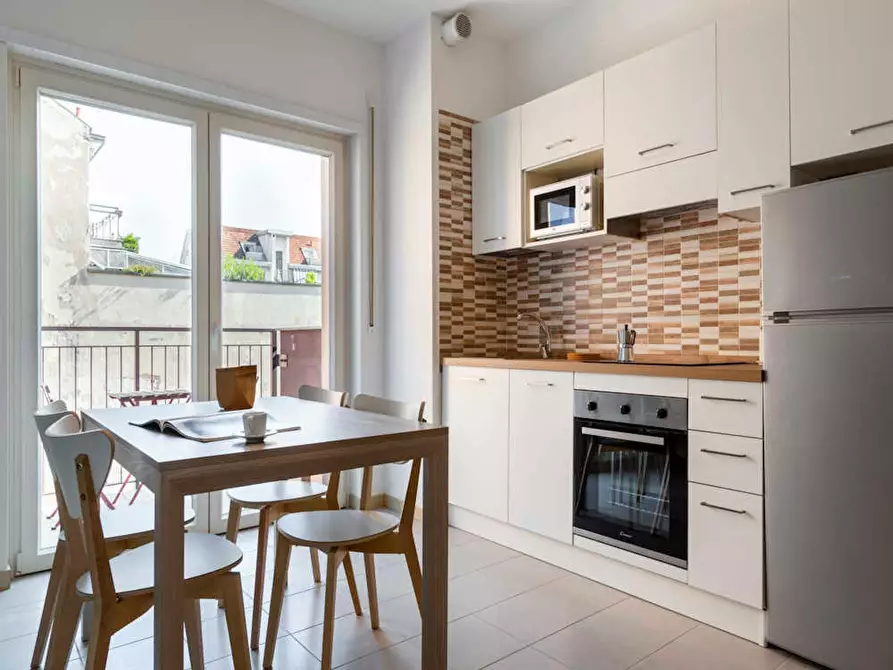 Immagine 8 di Appartamento in affitto  in Via Gardone a Milano