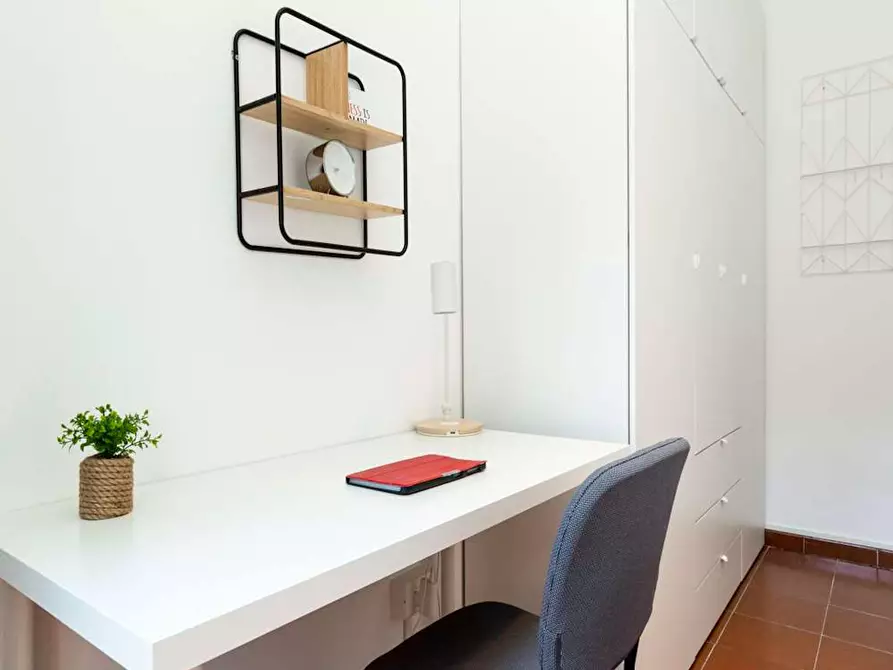 Immagine 3 di Camera in affitto  in Via Dalmazia a Milano