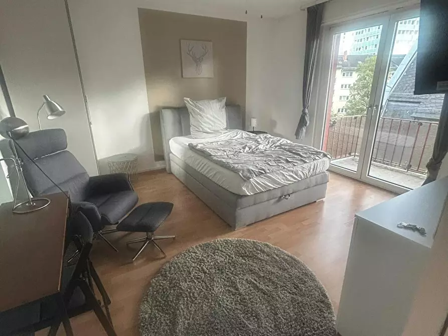 Immagine 1 di Camera in affitto  in Robert-Mayer-Straße a Frankfurt am Main