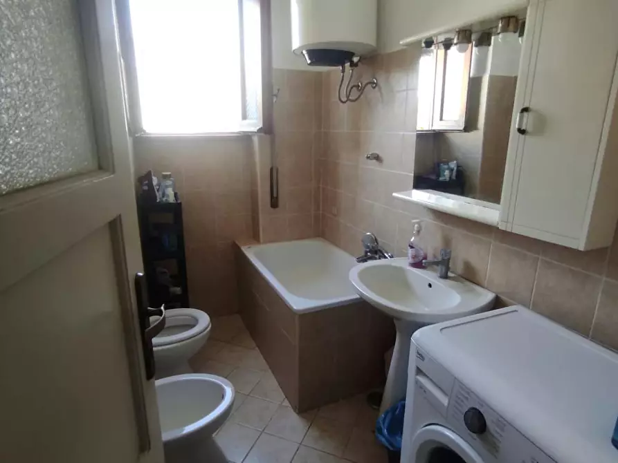 Immagine 7 di Camera condivisa in affitto  in Piazza Erasmo Piaggio a Roma