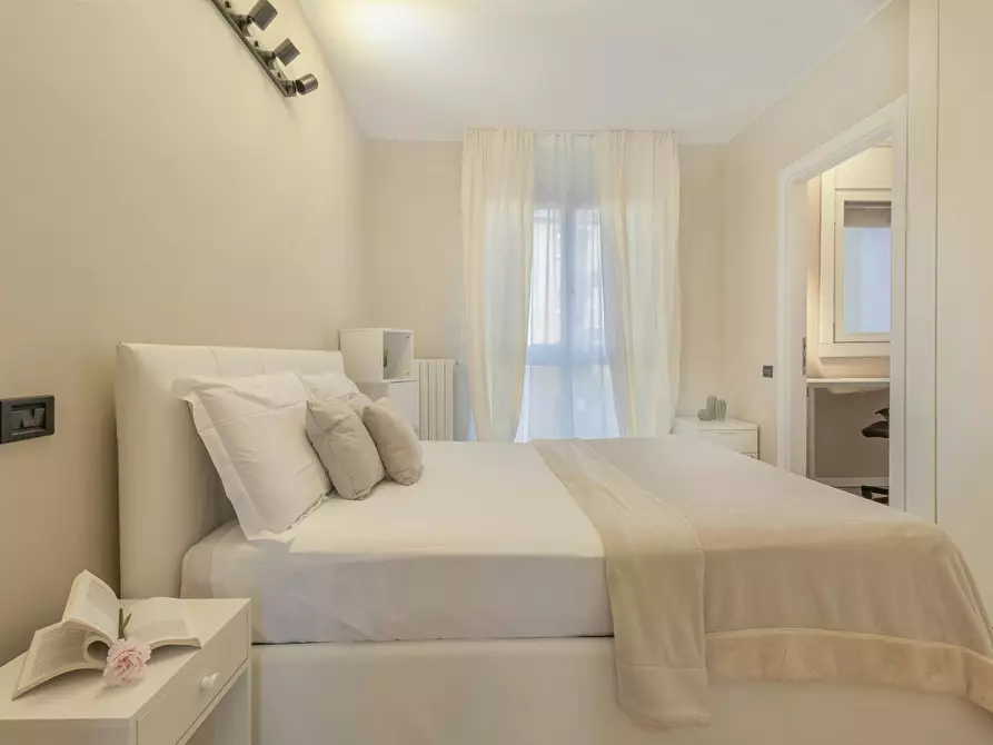 Immagine 9 di Appartamento in affitto  in Via Pietro Custodi a Milano